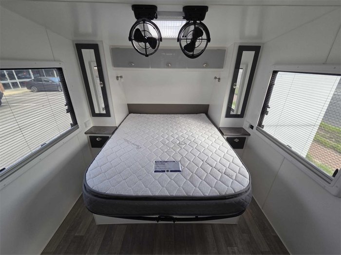 2020 VILLA CARAVANS VERONIKA
