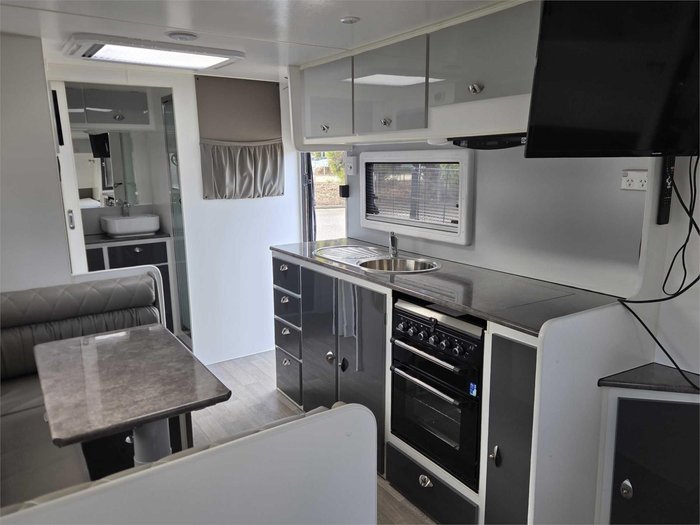 2020 VILLA CARAVANS VERONIKA