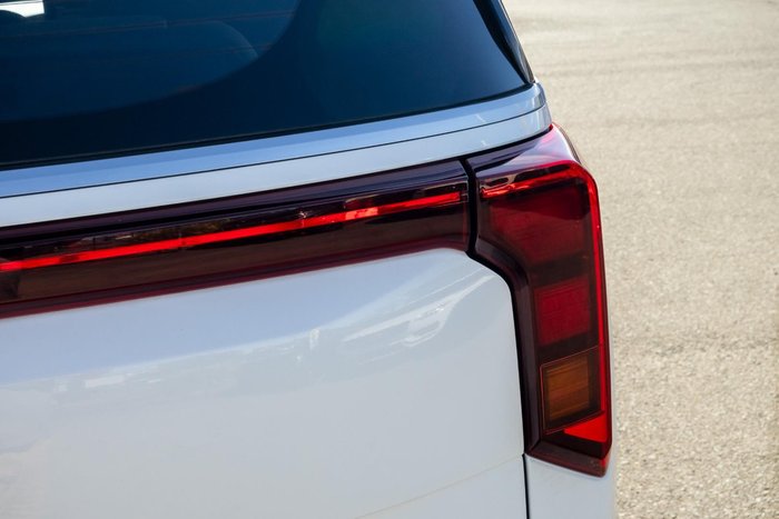 2025 Kia Carnival S