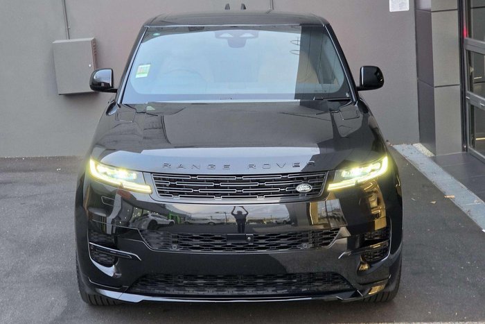2026 Land Rover Range Rover Sport D250 Dynamic SE