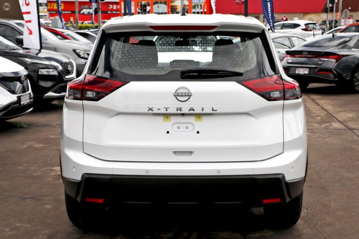 2026 Nissan X-TRAIL ST T33 MY26 Everest White