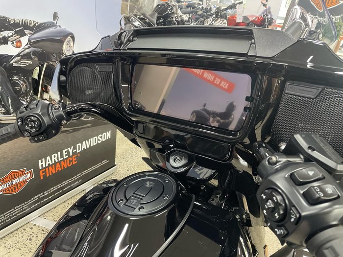 2026 Harley-Davidson Street Glide Limited 117 (FLHXL) Touring Black