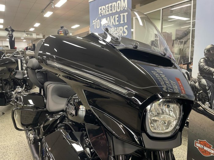 2026 Harley-Davidson Street Glide Limited 117 (FLHXL) Touring Black