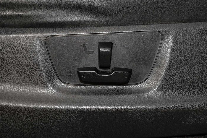2021 Isuzu MU-X LS-T