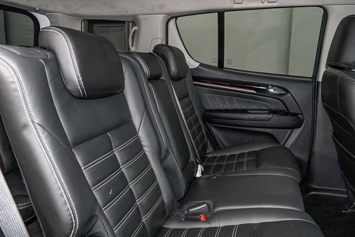 2021 Isuzu MU-X LS-T