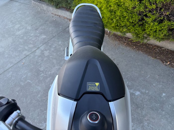 2023 Super Soco TC MAX SPOKE WHEEL Silver