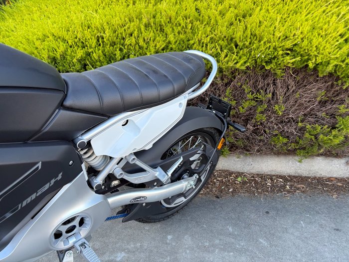 2023 Super Soco TC MAX SPOKE WHEEL Silver