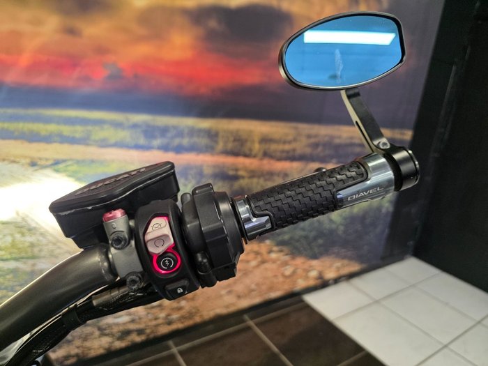 2016 Ducati DIAVEL BLACK