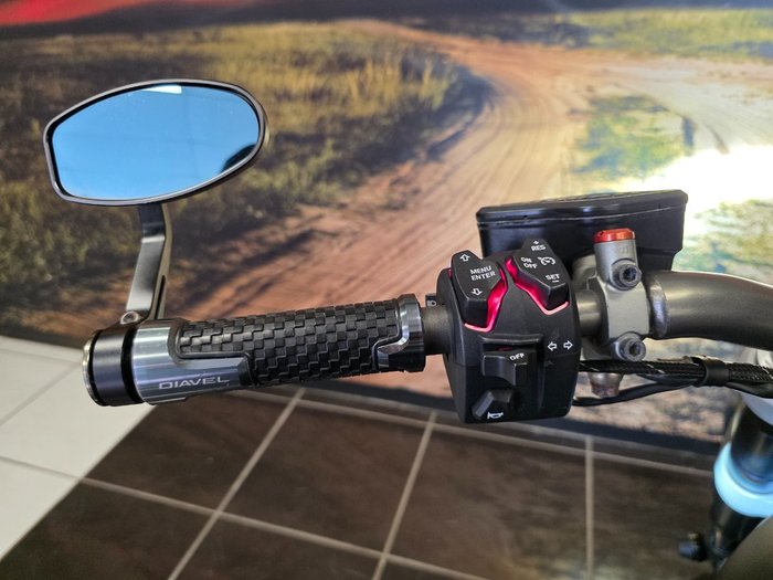 2016 Ducati DIAVEL BLACK