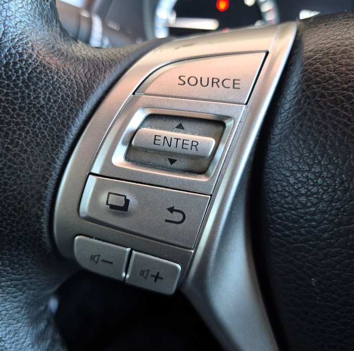 2016 Nissan Navara ST
