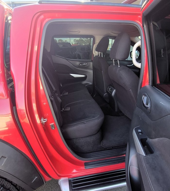 2016 Nissan Navara ST