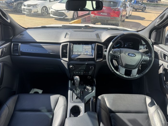 2017 Ford Everest Titanium