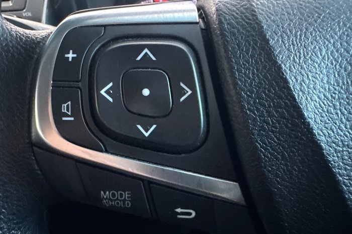 2017 Toyota Camry Altise
