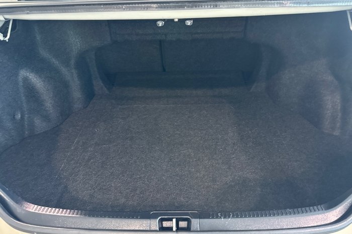 2017 Toyota Camry Altise