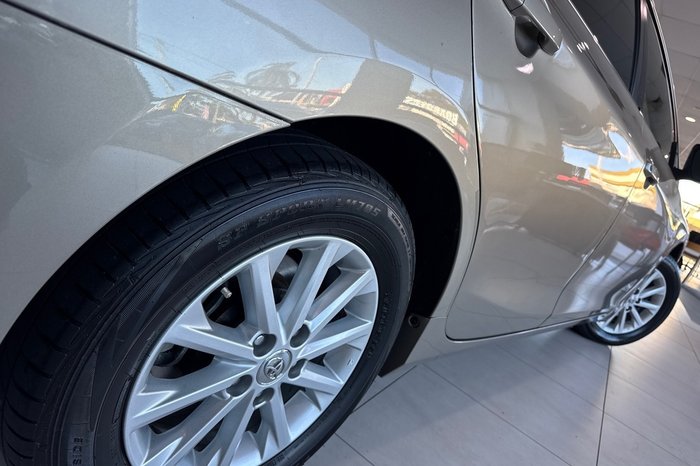 2017 Toyota Camry Altise