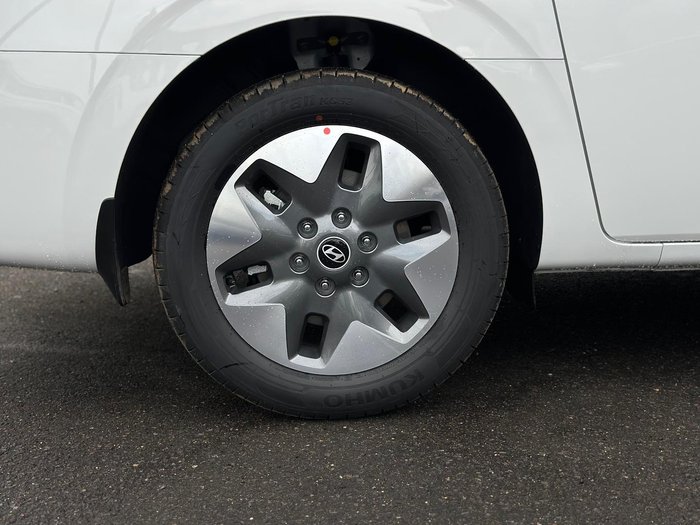 2026 Hyundai STARIA