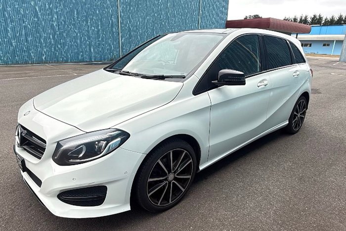 2017 Mercedes-Benz B-Class B180