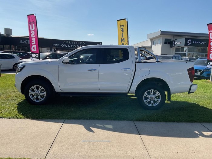 2023 Nissan Navara ST