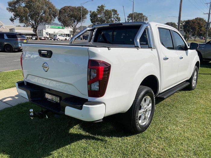 2023 Nissan Navara ST