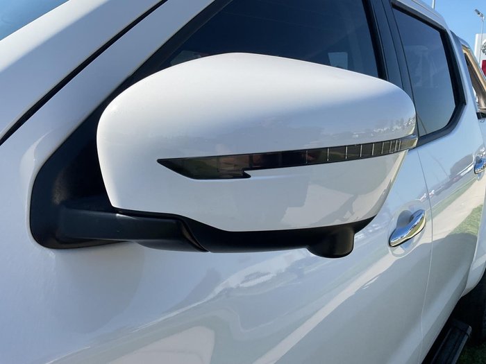 2023 Nissan Navara ST