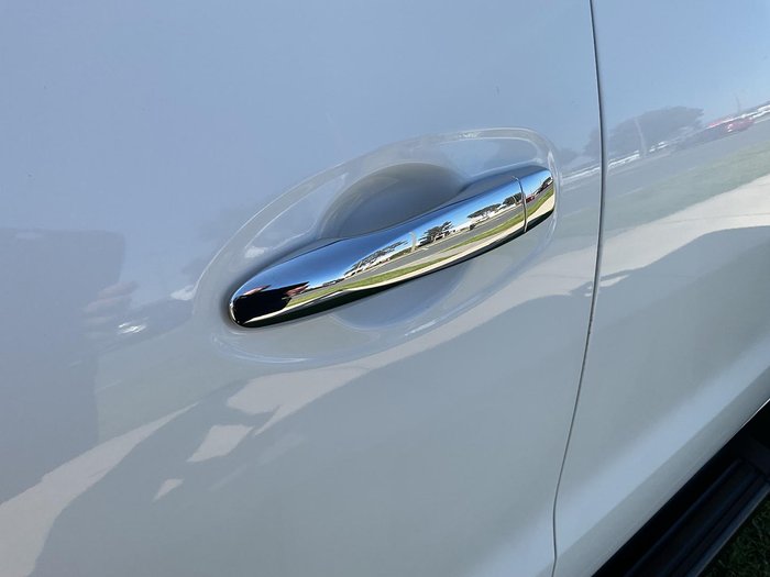 2023 Nissan Navara ST