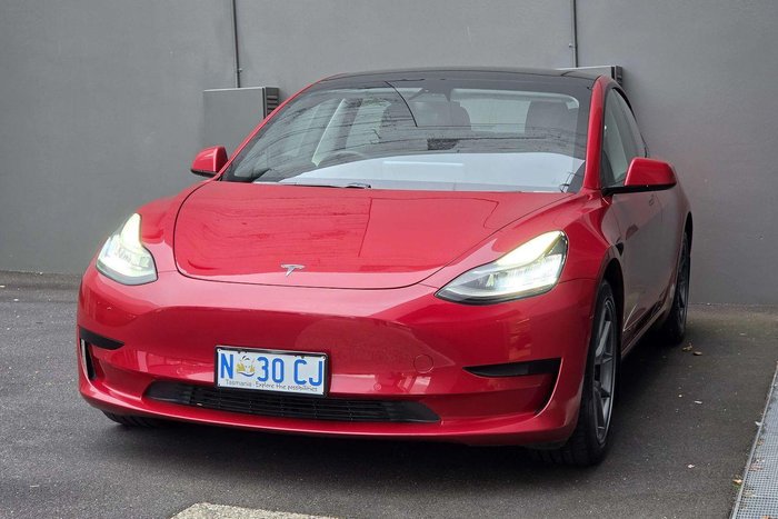 2020 Tesla Model 3 Standard Range Plus