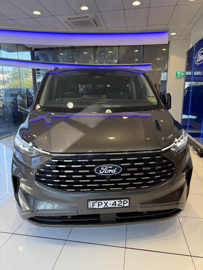 2024 Ford Tourneo