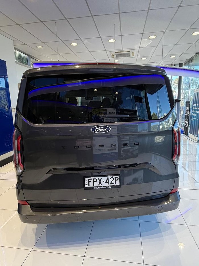 2024 Ford Tourneo Titanium X