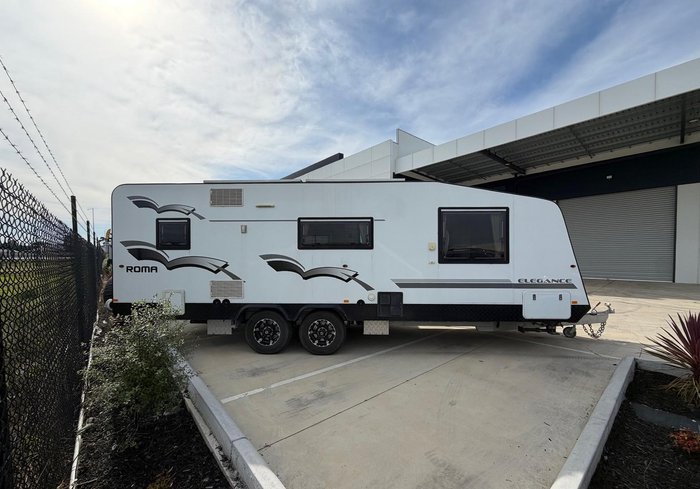 2018 Roma Elegance White 21'6