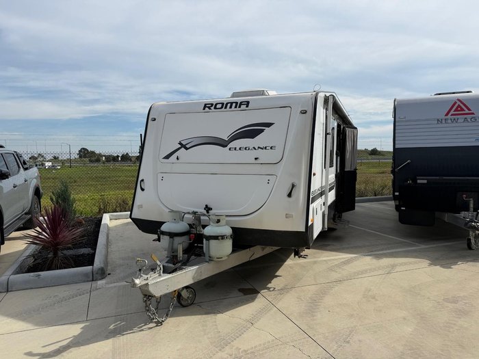 2018 Roma Elegance White 21'6