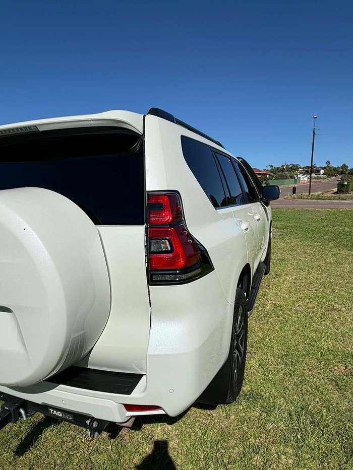 2023 Toyota Landcruiser Prado VX