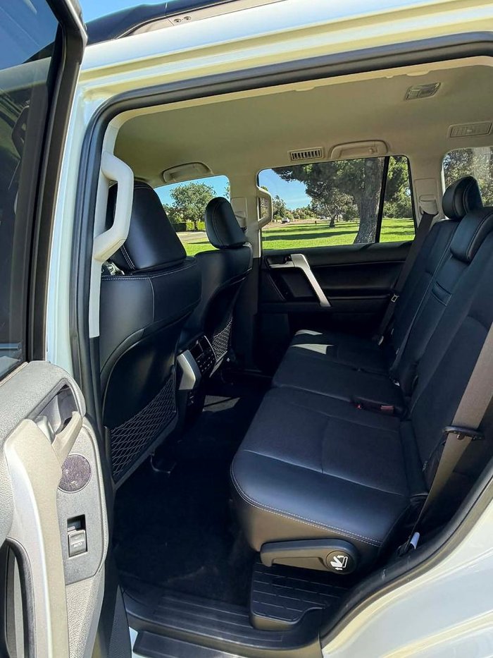 2023 Toyota Landcruiser Prado VX