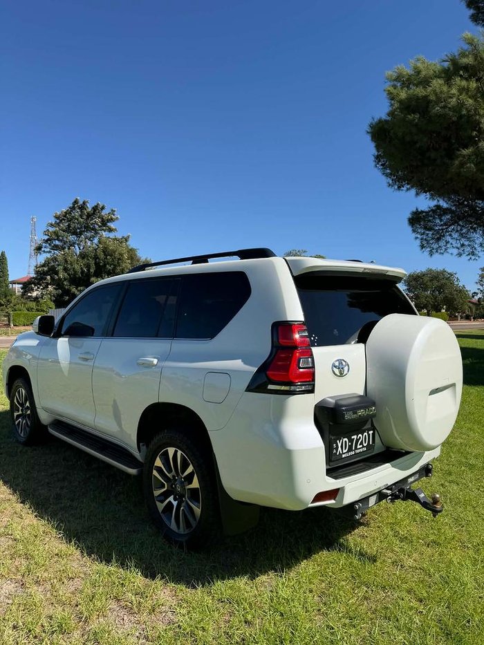2023 Toyota Landcruiser Prado VX