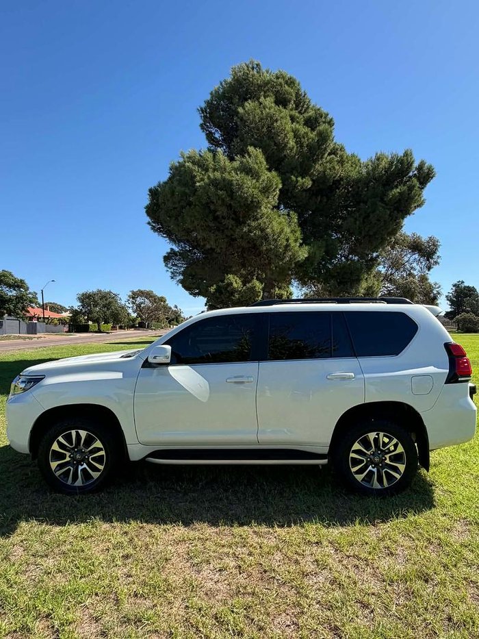 2023 Toyota Landcruiser Prado VX
