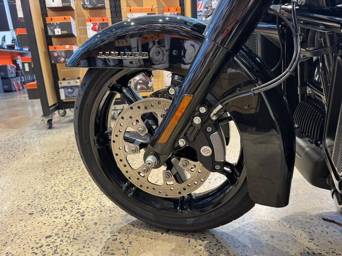 2024 Harley-Davidson Ultra Limited 114 (FLHTK) Touring Black