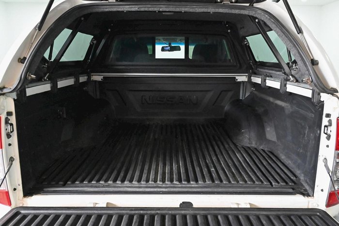 2016 Nissan Navara RX D23 4X4 Dual Range Polar White
