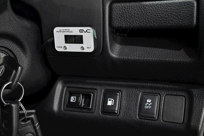 2016 Nissan Navara RX D23 4X4 Dual Range Polar White