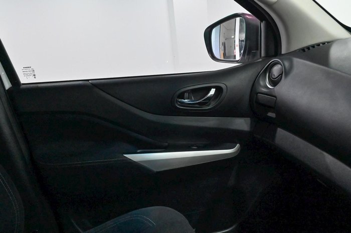 2016 Nissan Navara RX D23 4X4 Dual Range Polar White