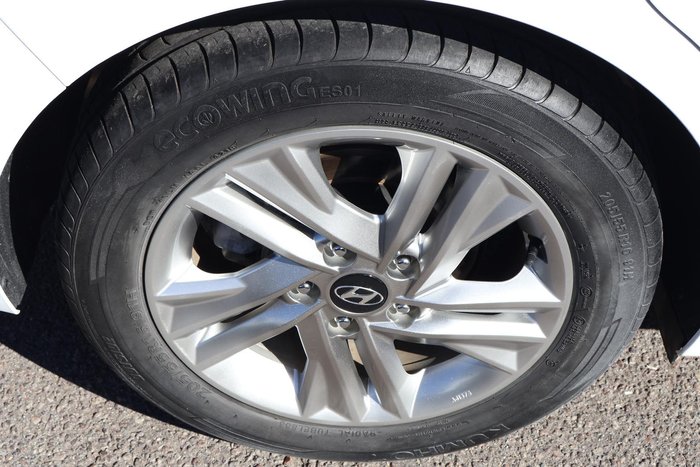 2018 Hyundai Elantra Active