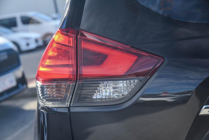 2019 Nissan X-TRAIL ST