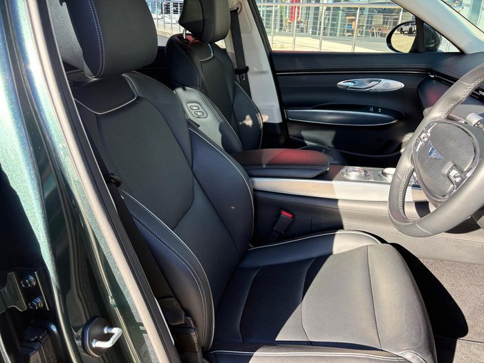 2023 Genesis GV70 2.5T AWD