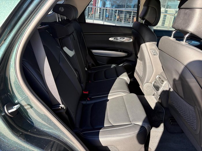 2023 Genesis GV70 2.5T AWD