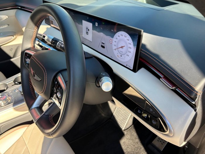 2024 Genesis GV70 3.5T SIGNATURE SPORT