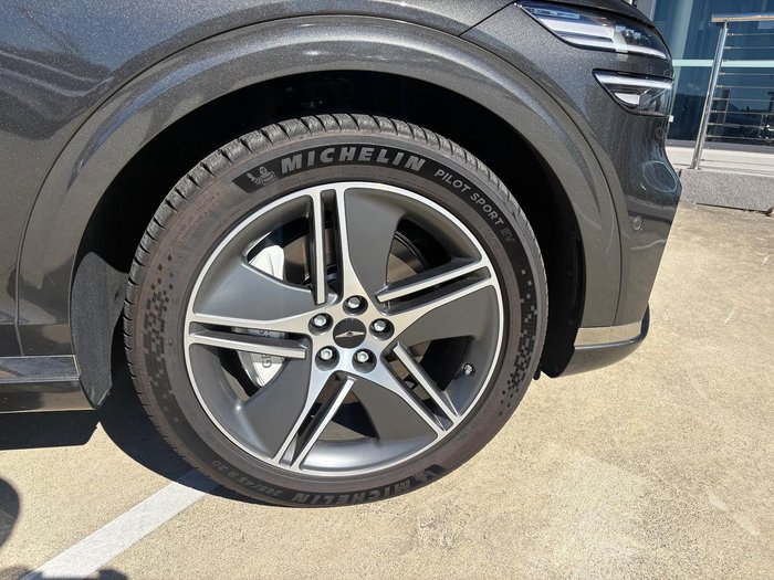 2025 Genesis GV70 SIGNATURE PERFORMANCE