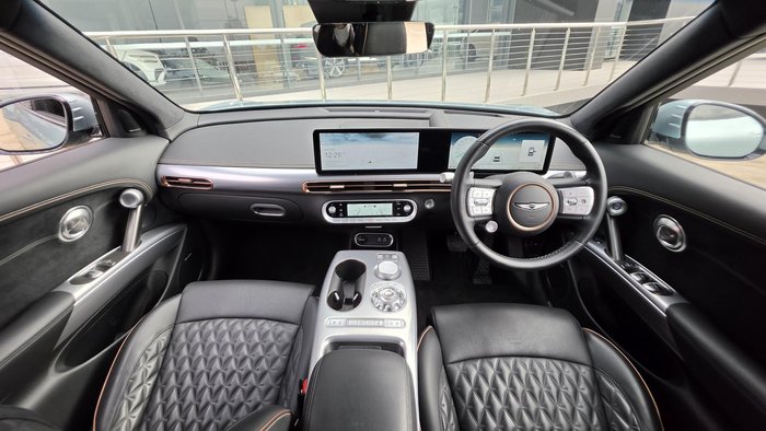2024 Genesis GV60 AWD