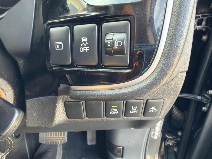 2021 Mitsubishi Outlander ES