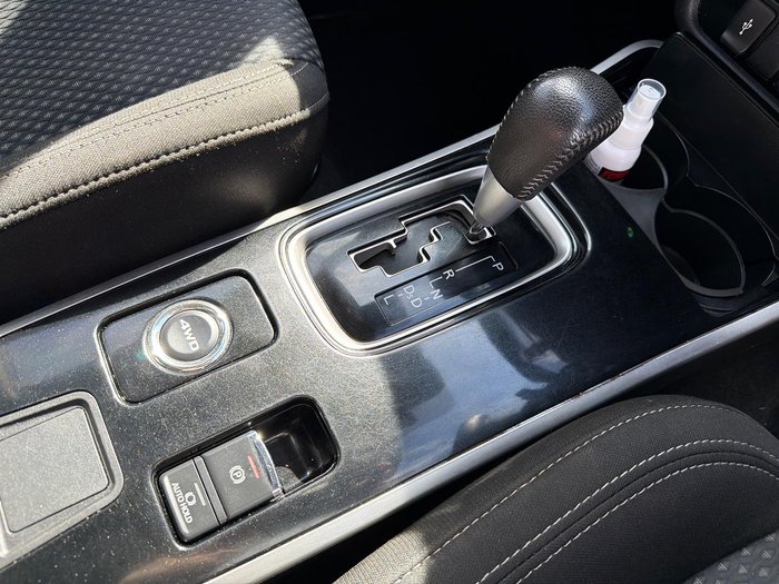 2021 Mitsubishi Outlander ES