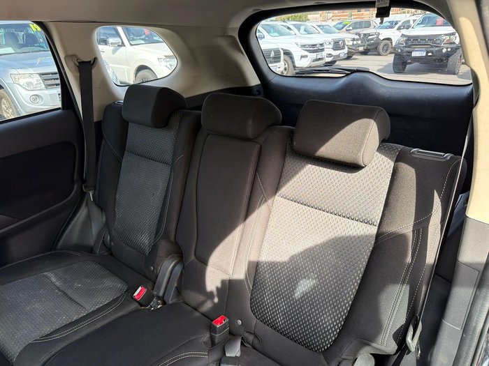 2021 Mitsubishi Outlander ES