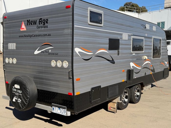 2015 New Age Caravans Big Red 19 Es2