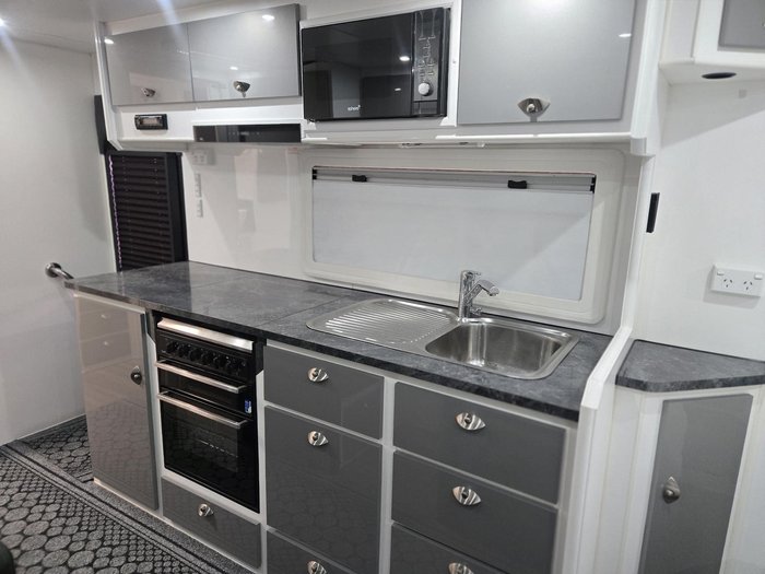 2016 JB Caravans Dirt Road